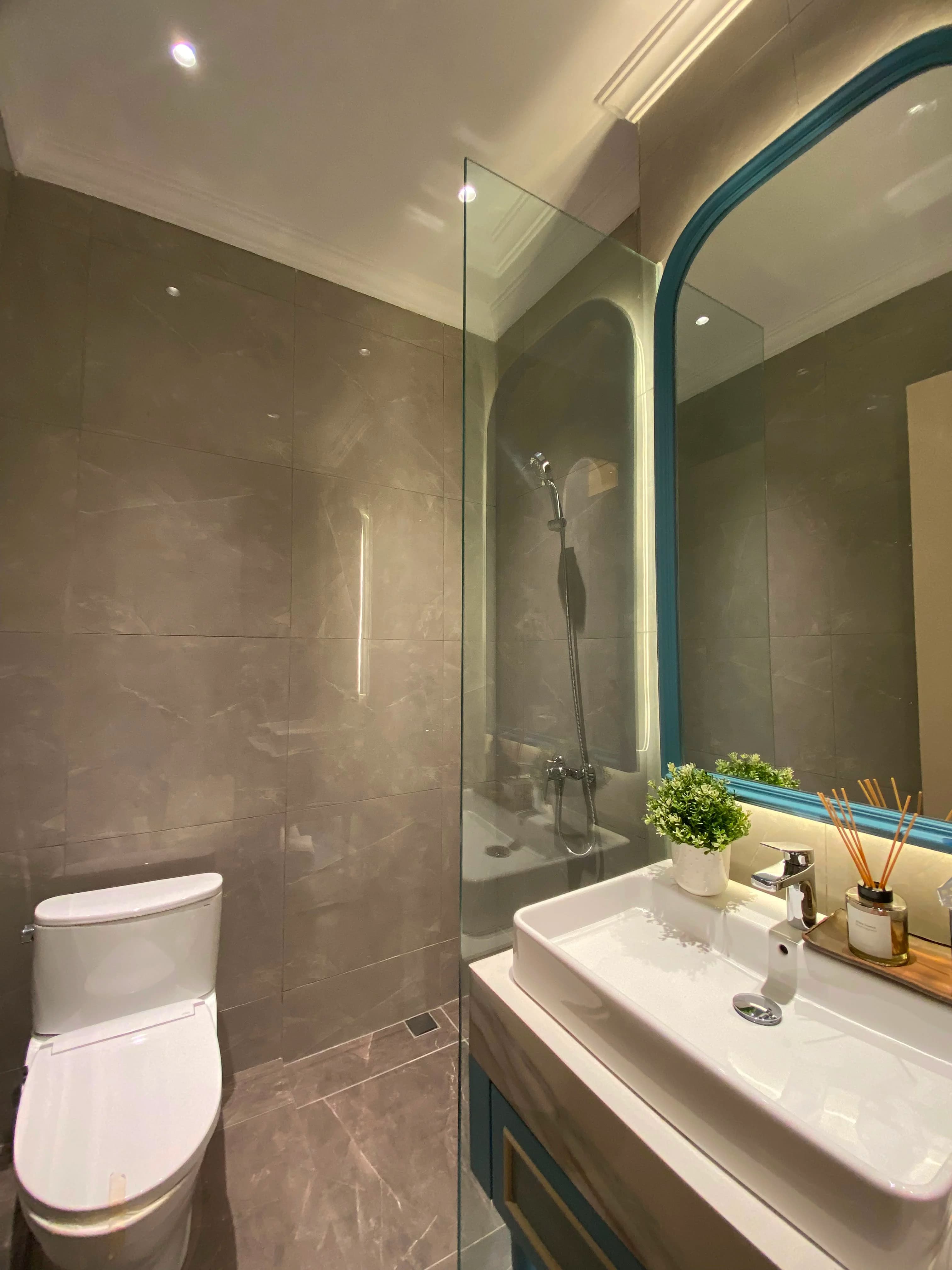 Thumbnail Rumah 3 Lantai Eropa Modern di Bellefont Summarecon Serpong — 24