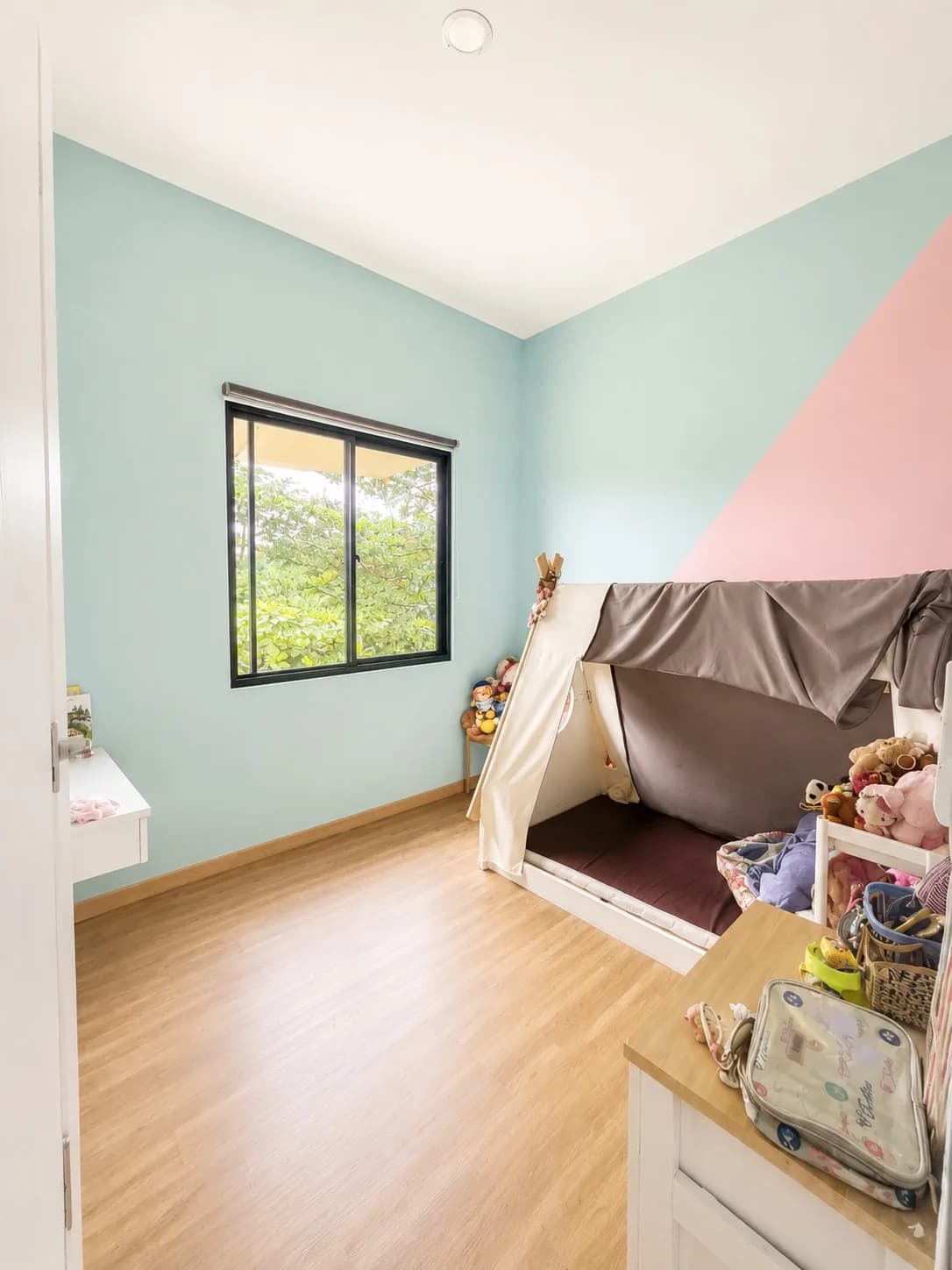 Thumbnail Rumah Hook Full Furnished 2 Lantai di Neo Catalonia BSD — 5